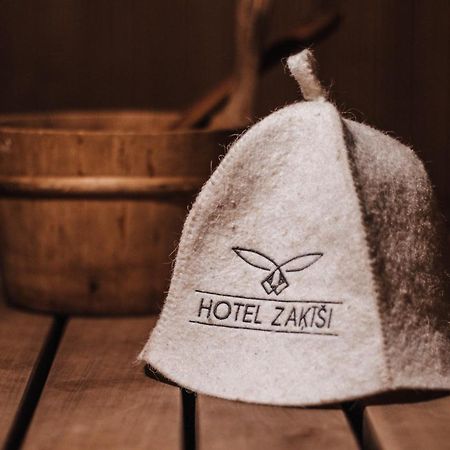 Rabbit Hotel Raiskums エクステリア 写真