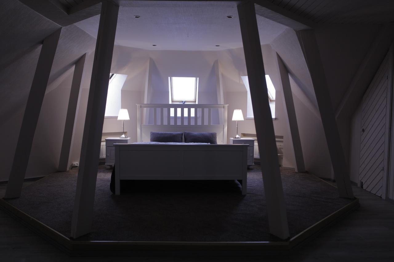 Rabbit Hotel Raiskums エクステリア 写真
